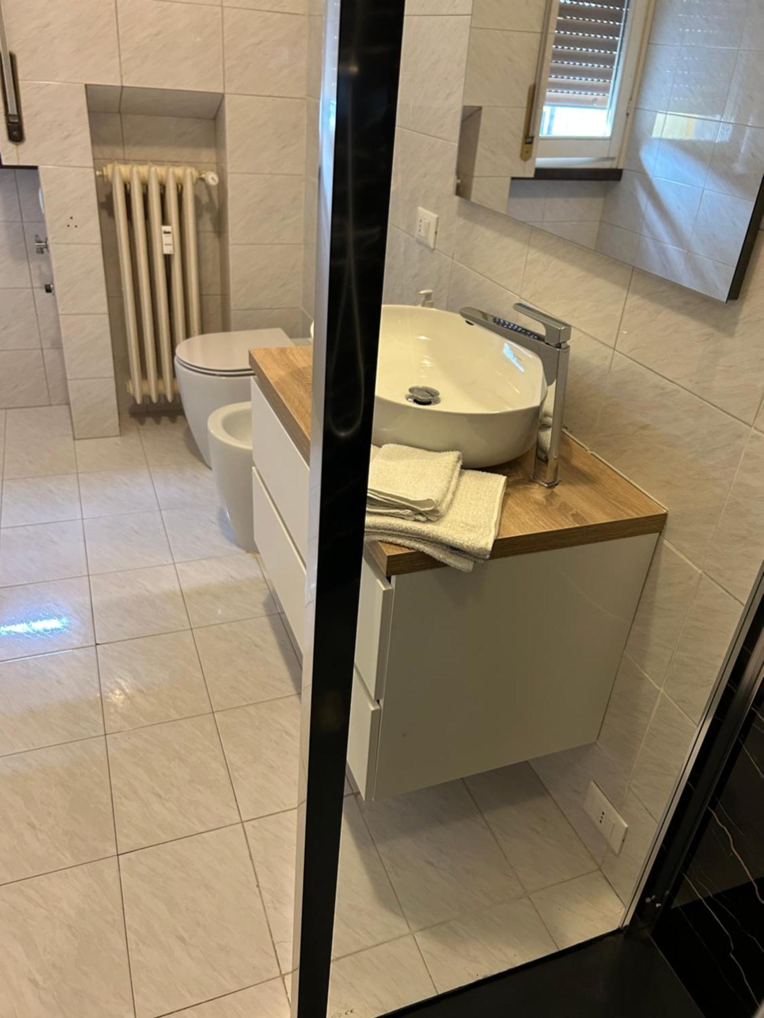 Bed and Breakfast Bed Station -Self Check In- Bérgamo Exterior foto